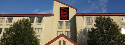 Red Roof Inn & Suites Indianapolis Airport