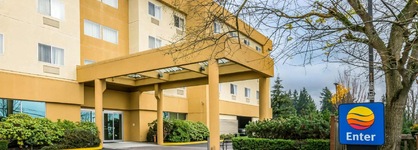 Comfort Inn & Suites Seattle North