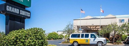 Quality Inn Grand Suites