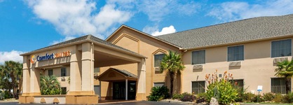 Comfort Suites