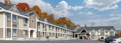 Comfort Inn & Suites At Maplewood