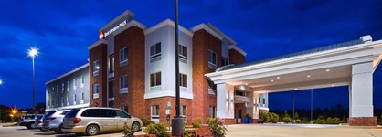 Best Western Plus Philadelphia Choctaw Hotel & Suites