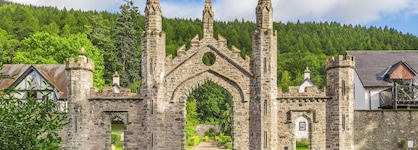 The Kenmore Club