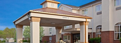 Comfort Inn & Suites Sharonville - Cincinnati North