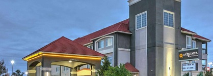 La Quinta Inn & Suites By Wyndham Tulsa Airpt   Expo Square