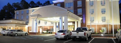 Holiday Inn Express Hotel & Suites Bainbridge By Ihg