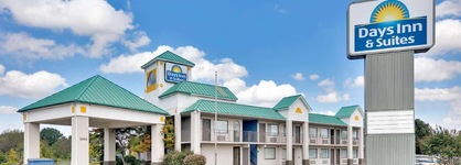Days Inn & Suites By Wyndham Bentonville