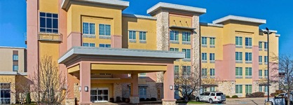 La Quinta Inn & Suites By Wyndham Burleson