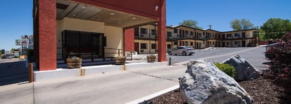 Cedar Lodge