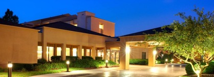 Courtyard By Marriott Columbus Worthington