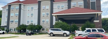 La Quinta Inn & Suites By Wyndham Decatur