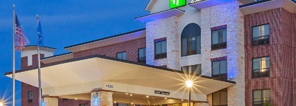 Holiday Inn Express & Suites Duncan By Ihg