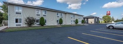 American Inn & Suites Dundee