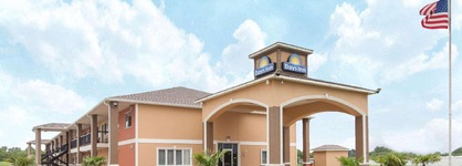 Days Inn By Wyndham Ennis