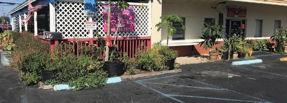 Hole Inn The Wall Hotel - Fort Walton Beach - Sunset Plaza - Nearby Beaches & Hurlburt