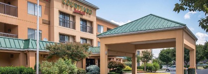 Courtyard By Marriott Frederick