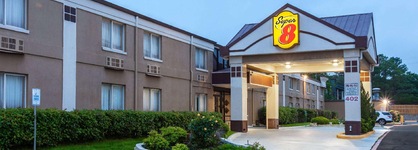 Super 8 By Wyndham Grand Prairie North