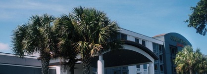 Courtyard By Marriott Gulfport Beachfront