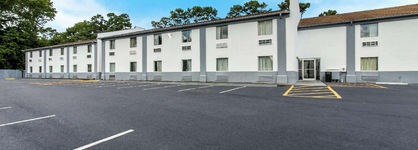 Econo Lodge Cherry Point