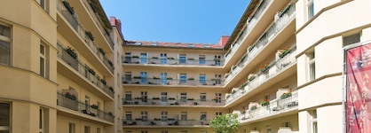 Hotel & Apartments Zarenhof Berlin Prenzlauer Berg