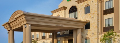 Holiday Inn Express & Suites Energy Corridor West Oaks, An Ihg Hotel