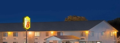 Super 8 by Wyndham Humboldt