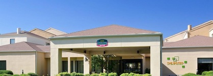 Courtyard By Marriott Huntsville University Drive