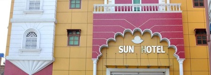 Foxoso Taj View Hotel