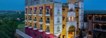 Foxoso Taj View Hotel