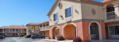 Crystal Inn Suites & Spas