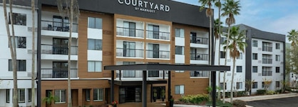 Courtyard By Marriott Orlando East Ucf Area