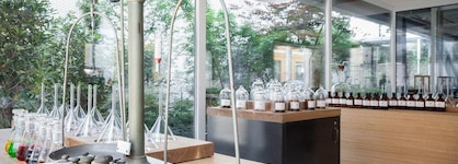 Magna Pars - L’Hotel À Parfum