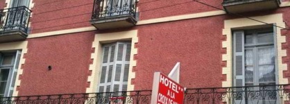A La Croix De Malte