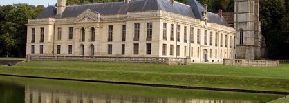 Chateau De Mery