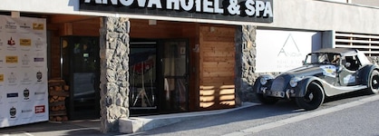 Anova Hotel & Spa