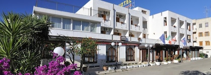 Hotel Apeneste