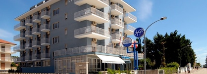 Hotel President