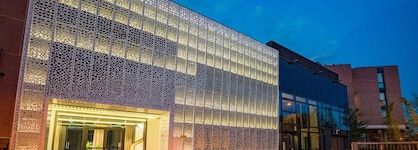 Continental Urban Art Hotel
