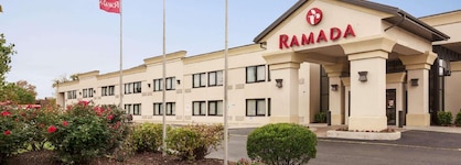Ramada By Wyndham Newark Wilmington
