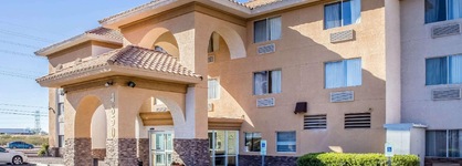 Comfort Inn & Suites Near Kino Sports Complex