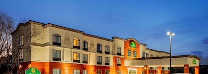 La Quinta Inn & Suites By Wyndham Mt. Laurel - Philadelphia