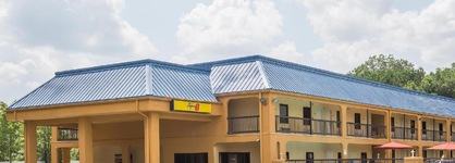 Super 8 By Wyndham Norcross I-85 Atlanta