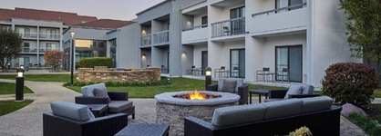 Courtyard By Marriott Chicago Oakbrook Terrace
