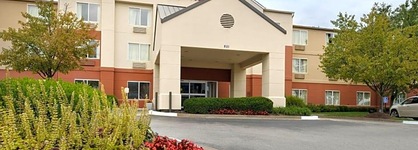 Baymont By Wyndham St. Charles