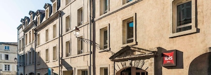 Ibis La Rochelle Centre Historique Hotel