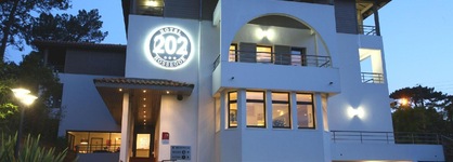 Hotel 202