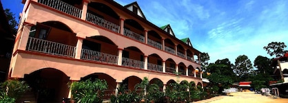 Lotus Friendly Hotel