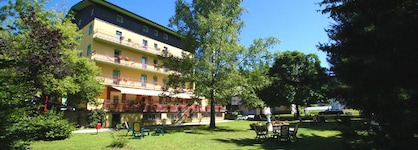 Hotel Sayonara