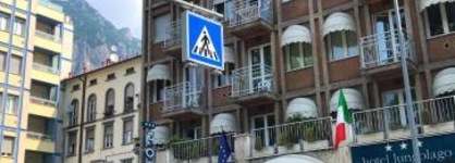 Hll Hotel Lungolago Lecco