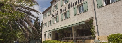 Les Oliviers